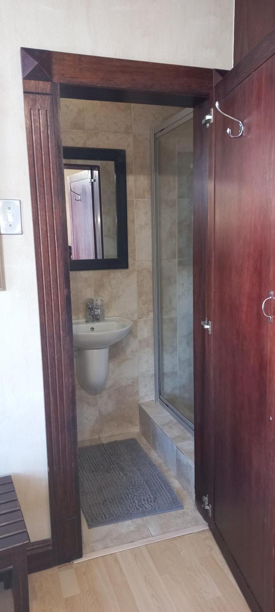 The Wooden Leg Guesthouse Kleinmond Bagian luar foto