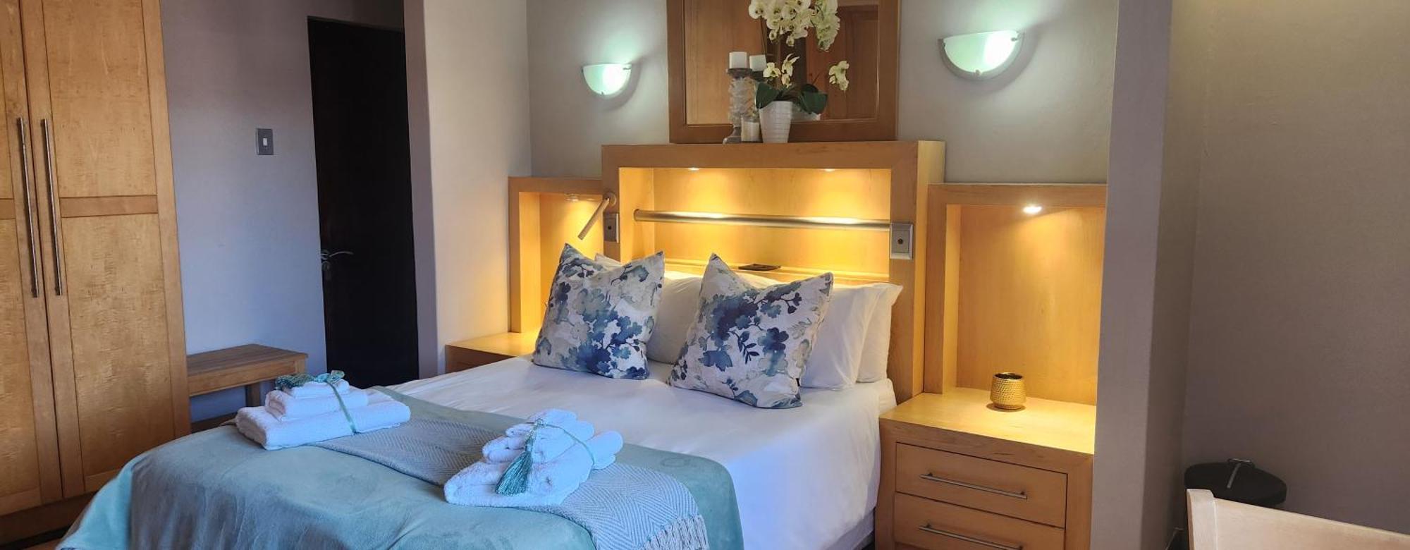 The Wooden Leg Guesthouse Kleinmond Bagian luar foto