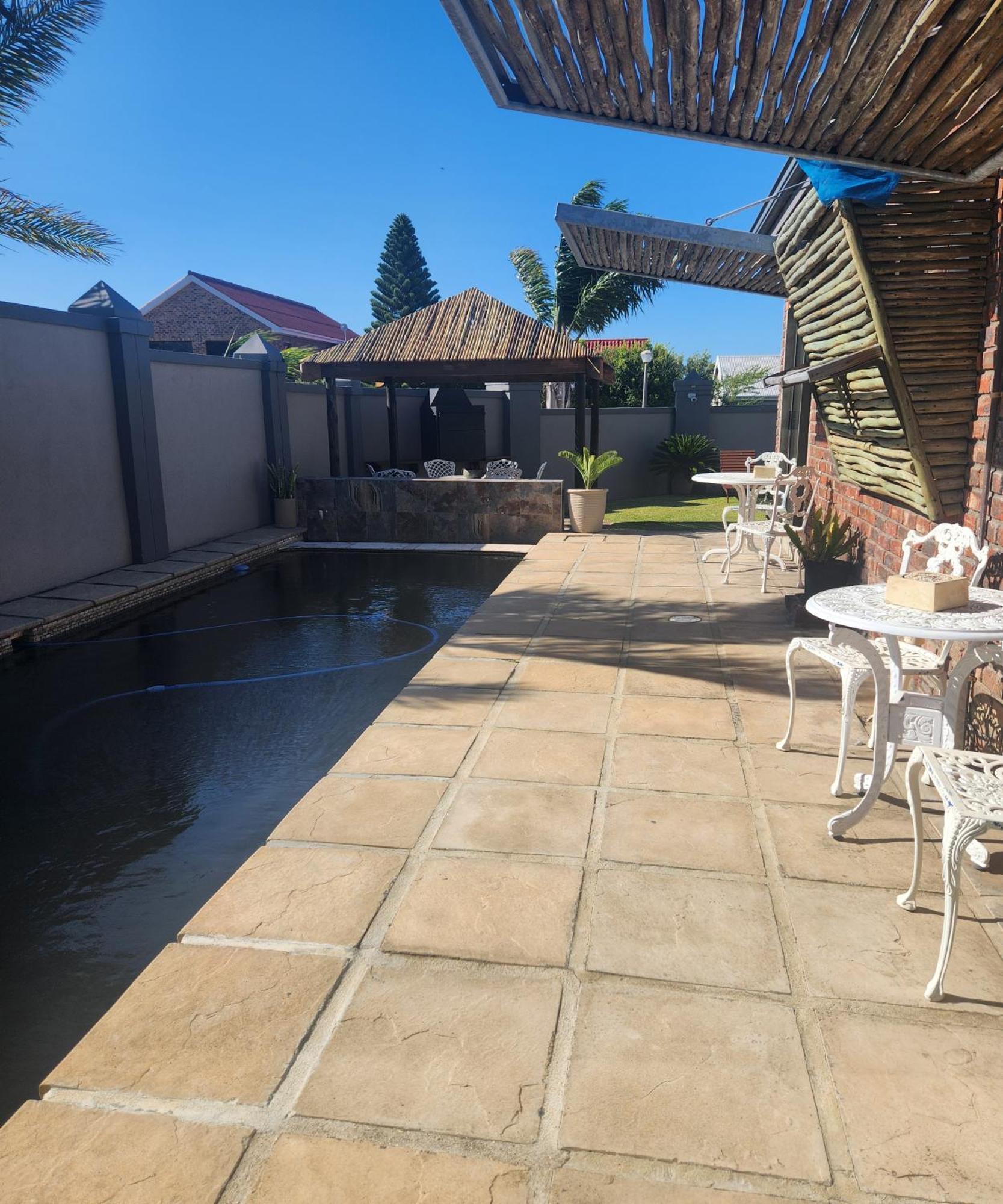 The Wooden Leg Guesthouse Kleinmond Bagian luar foto